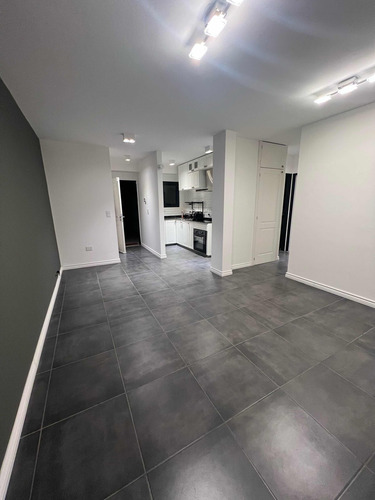 Dpto 2 Dor, 2 Baños, Living Com, Cochera Propia En El Edif