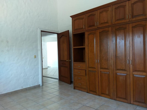 Venta O Renta De Casa En Fraccionamiento La Joya, Cuernavaca
