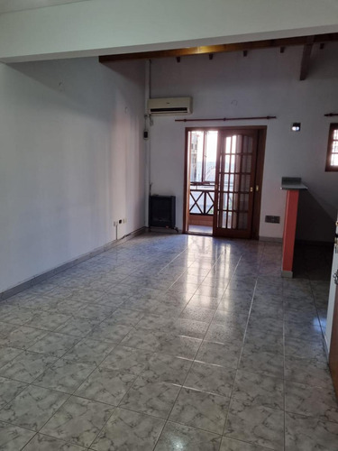 Departamento En Alquiler Con Espacio Guarda Coche - Wilde