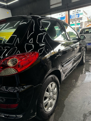 Peugeot 207 1.4 Xr Flex 5p