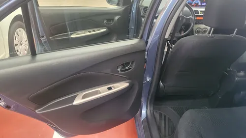 Toyota Yaris 1.5 Premium Sedan At