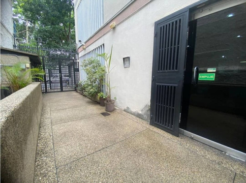 En Venta Edificio Comercial E Industrial En Boleíta Norte Bb