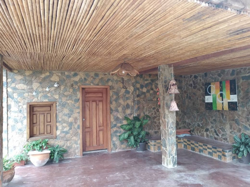 Imagen 7 de 7 de En Venta Casa Tipo Posada En Tucacas Morrocoy