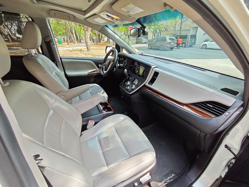 Toyota Sienna 3.5 Limited At