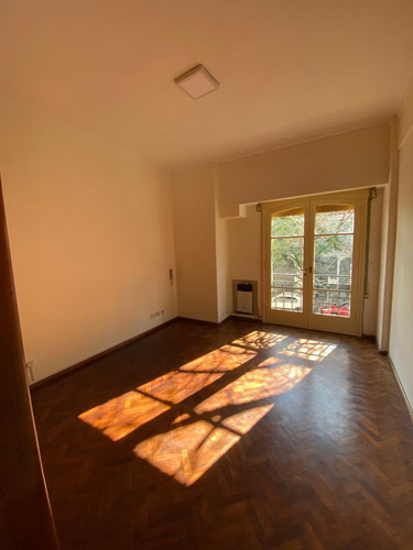 Casa Uso Profesional En Alquiler Lourdes
