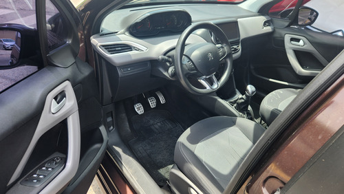 Peugeot 208 1.5 Allure