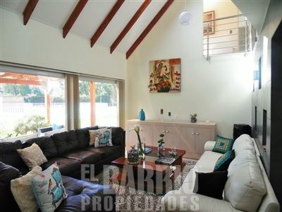 Imagen 11 de 26 de Casa En Venta De 5 Dormitorios En Colina