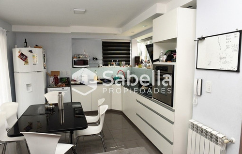 Imagen 20 de 28 de Venta De Casa 4 Dormitorios Con Pileta En Manuel B Gonnet.
