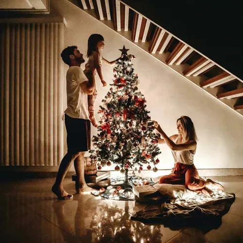 Árvore de natal tradicional Rocie 2,40m 1400 Galhos cor verde escuro