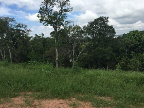Excelente Oportunidade!!! Área Bruta: 215.960,01m², Sendo 3 Platôs: - Te0018