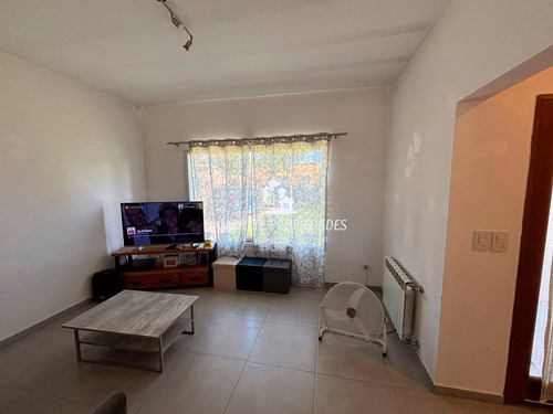 Oportunidad! Casa En Venta 4 Ambientes. Barrio San Eduardo. Pilar.