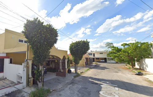 Bonita Casa, Sobre Calle 21, Pinos Del Norte, Merida Yucatan, Afr06