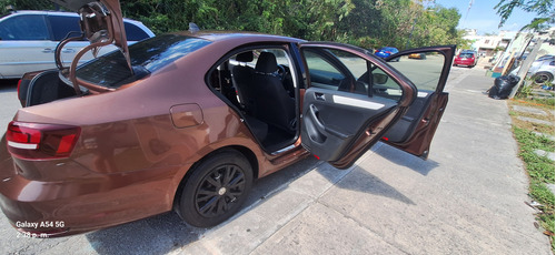 Volkswagen Jetta 2.5 Trendline Mt