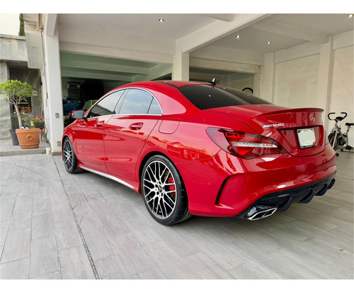 Mercedes-Benz Clase CLA 2.0 45 Amg At