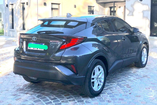 Imagen 3 de 10 de Toyota Ch-r 1.8 Ecvt Hv