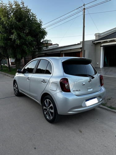 Nissan March 1.6 Advance Media Tech AT