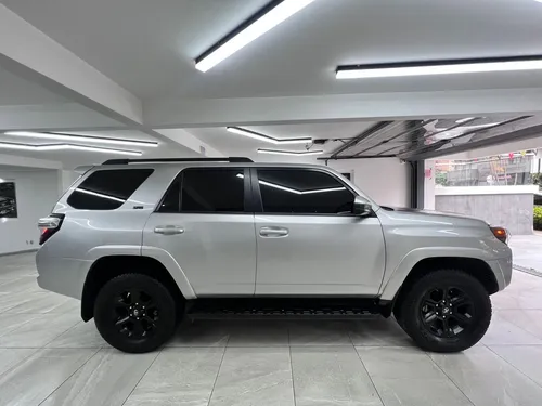 Toyota 4runner Sr5 At 4x4 2022