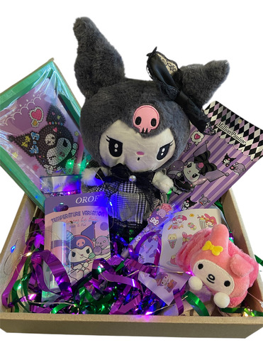 Box Regalo Peluche Stitch O Capibara Con Luces + Regalos Kuromi