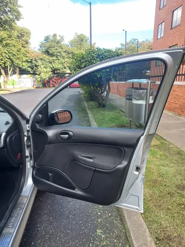 Peugeot 207 1.6 Compact Xs