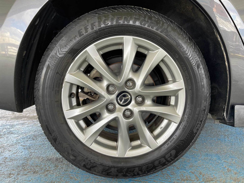 Imagen 9 de 12 de Mazda 3 2.0 Touring Mt 2017