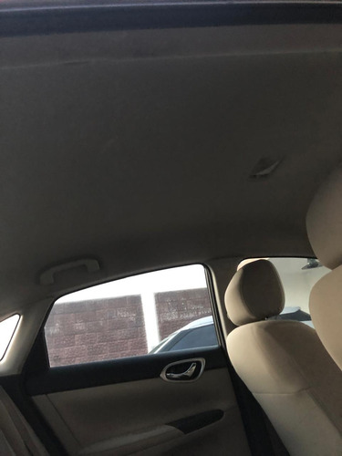 Nissan Sentra 1.8 Advance Mt