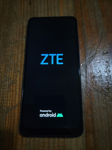 Zte Blade A51 64 Gb Gris 2 Gb Ram Azul (Usado)