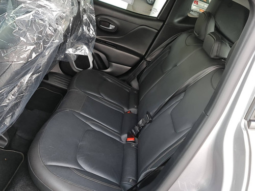 Imagem 10 de 12 de Jeep Renegade 1.8 16v Flex Longitude 4p Automático