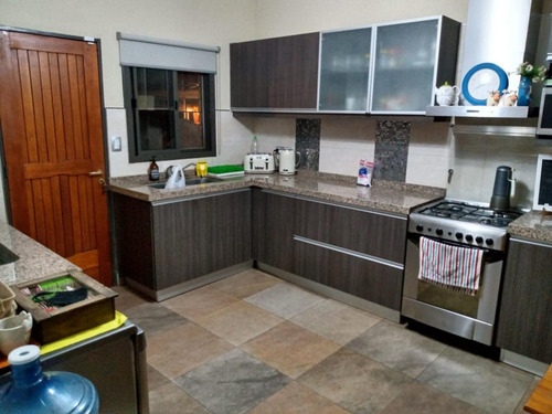 Imagen 9 de 13 de Casa C.paz Barrio Becciu A Cdras Del Ctro
