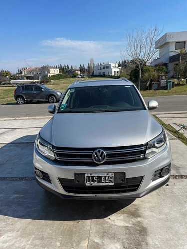 Imagen 2 de 17 de Volkswagen Tiguan 2012 2.0 Premium I 140cv Tiptronic