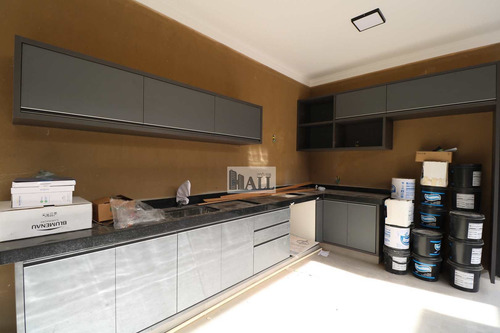 Casa À Venda No Condomínio Village Damha Ii Com 3 Quartos 196m² - V8251