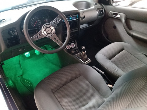 Imagem 11 de 15 de Volkswagen Gol 1997 1.6 3p Gasolina