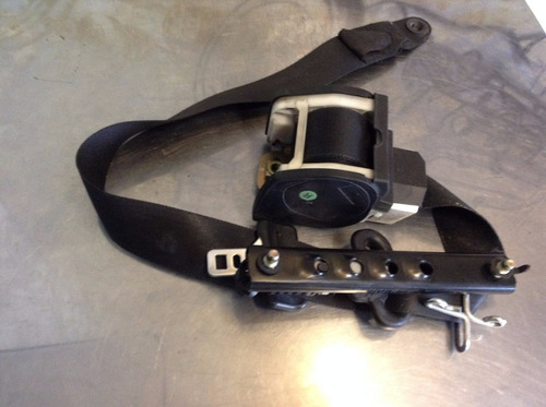 Cinturon De Seguridad Derecho Focus Mod 00-04 Oem