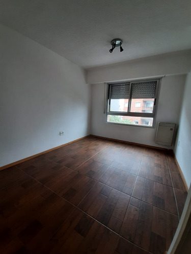 Apartamento En Tres Cruces De 1 Dormitorio