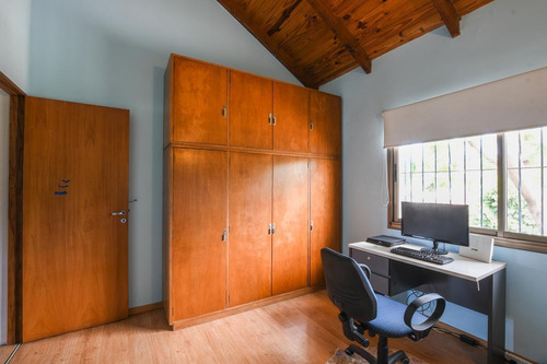 Imagen 29 de 30 de Casa De 4 Dormitorios En Venta Con Pileta En Fisherton Rosario