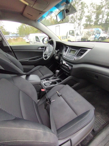 Imagen 13 de 17 de Hyundai Tucson 2017 2.0 16v