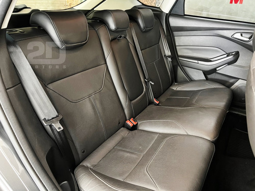 Ford Focus 2.0 TITANIUM FASTBACK 16V FLEX 4P POWERSHIFT