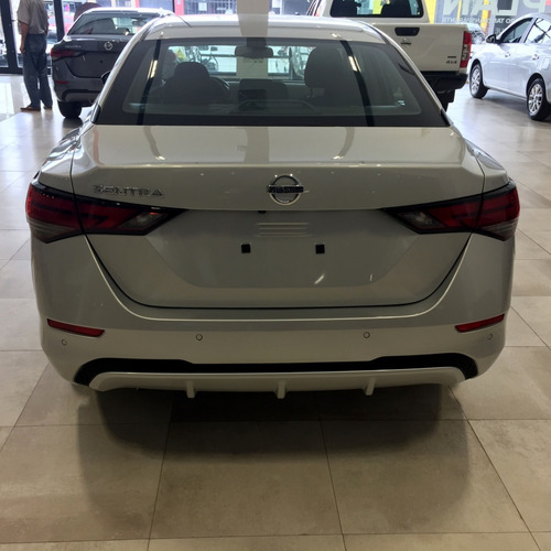 Nissan Sentra 2.0 Advance Cvt