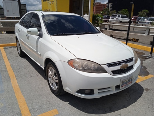 Imagen 3 de 12 de Chevrolet Optra
