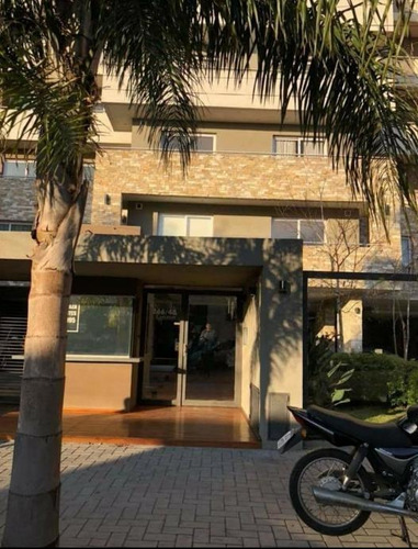 Imagen 2 de 14 de Departamento De 2 Ambientes En Venta - Moron Centro