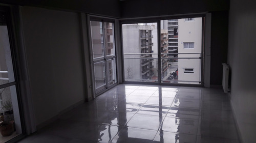 Imagen 5 de 22 de Departamento En Venta. 4 Amb. 3 Dor. 100 M2. 90 M2 Cub