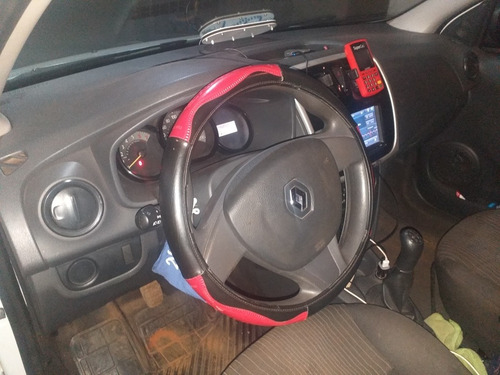 Imagem 13 de 15 de Renault Sandero 2016 1.0 16v Authentique Hi-flex 5p