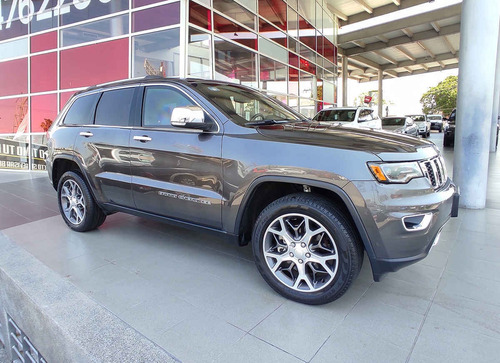 Imagen 7 de 15 de Jeep Grand Cherokee 2019 5p Limited Lujo 4x4 V8/5.7 Aut