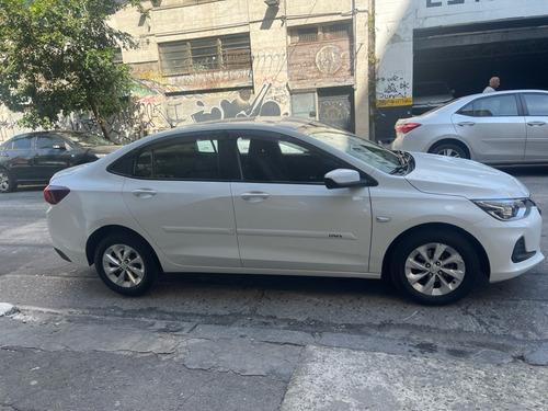 Chevrolet Onix plus LT 1.0