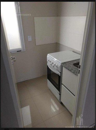 Imagen 7 de 13 de Venta Departamento Monoambiente En Moron