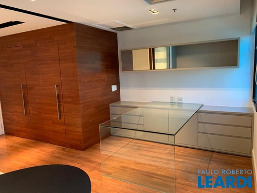 Imagem 2 de 13 de Conj. Comercial - Jardim Guedala - Sp - 616315