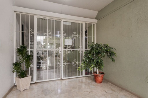 Imagem 26 de 28 de Apartamento À Venda No Bairro Petrópolis - Porto Alegre/rs - O-24671-40862