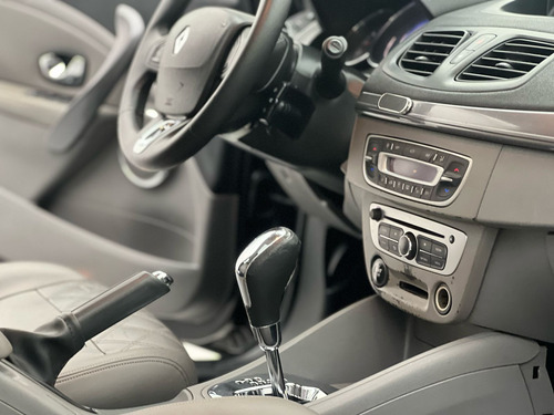 Renault Fluence 2.0 Privilège X-tronic Hi-flex 4p