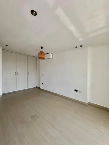 Hermosa Casa Urb Vistamar