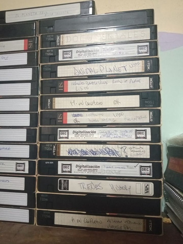 Lote De 33 Vhs De Documentales.
