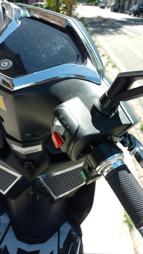 Imagen 11 de 18 de Moto Eléctrica Sunra Hawk 1.8k